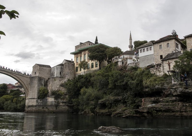 U Hercegovini u 24 sata sedmero zaraženih osoba koronavirusom