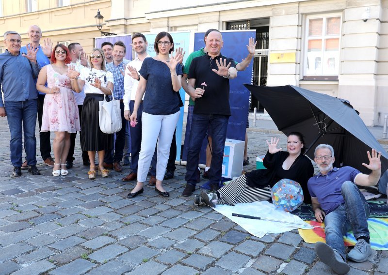 Najavili ukidanje plaćanja članarine turističkim zajednicama i poreza na potrošnju