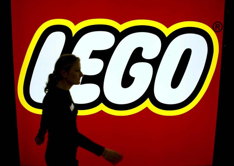 Lego privremeno obustavlja oglašavanje na društvenim mrežama