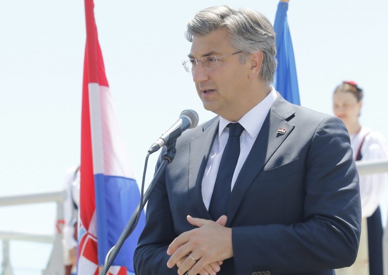 Plenković: SDP neodgovorno pokušao minirati rad Nacionalnog stožera