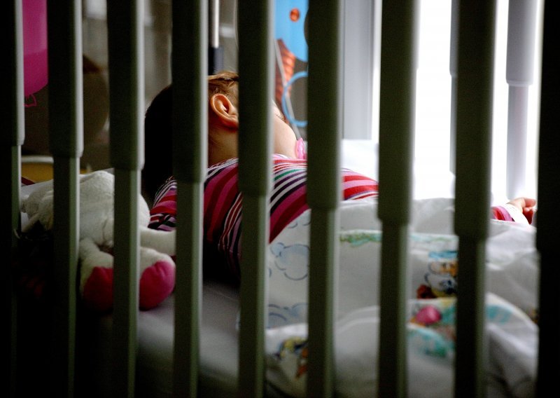 Iz Beroševog ministarstva objasnili što s posjetama djeci u bolnicama: Uz teško bolesnu djecu i najmlađe cijelo vrijeme je dozvoljen boravak