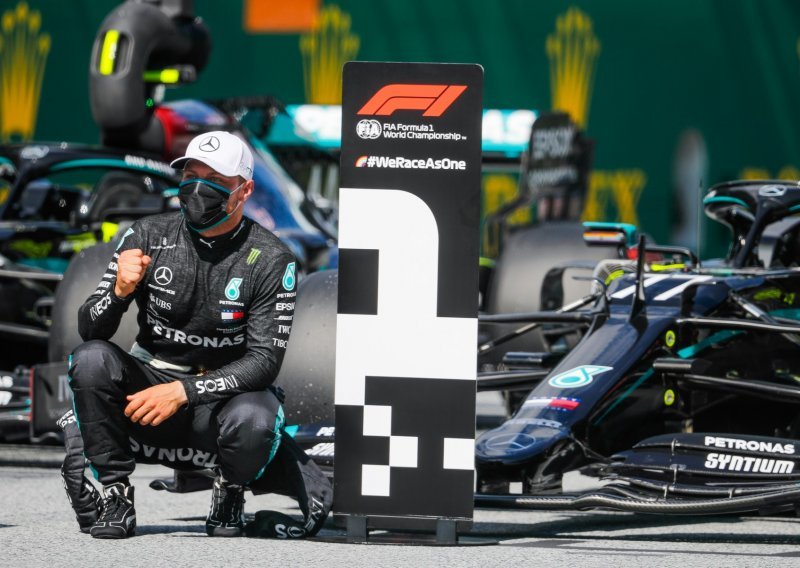 Malo iznenađenje u kvalifikacijama; Hamilton dominirao na treninzima, ali je na kraju ostao bez 'pole positiona' na VN Austrije