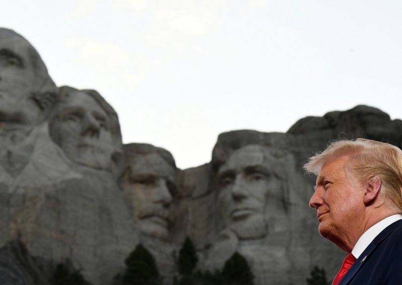 Trump naredio izgradnju Nacionalnog vrta američkih heroja