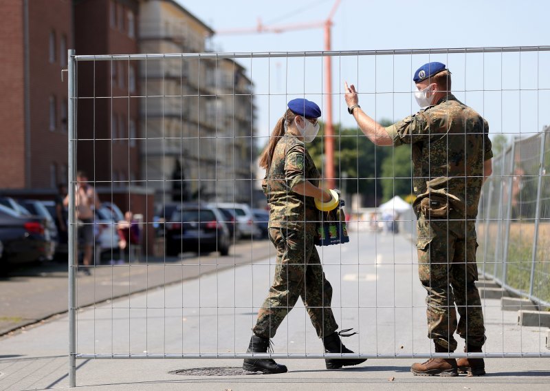 Njemačka razmatra ponovno uvođenje vojnog roka radi pandemije i asimilacije migranata