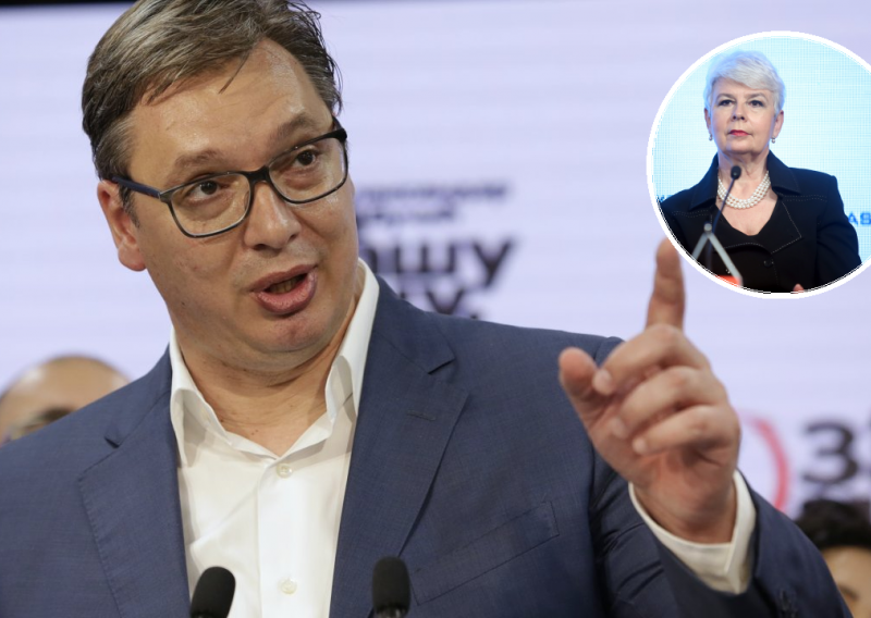 Vučić se posebno okomio na Jadranku Kosor, Davora Ivu Stiera i hrvatske medije, pazite što je rekao