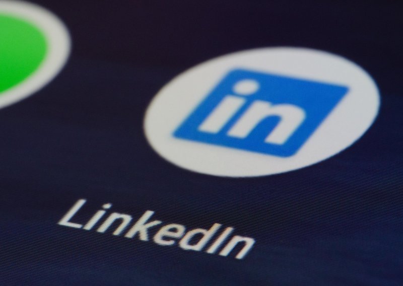 LinkedIn ima zgodnu novu značajku koja bi mogla spriječiti neugodne situacije