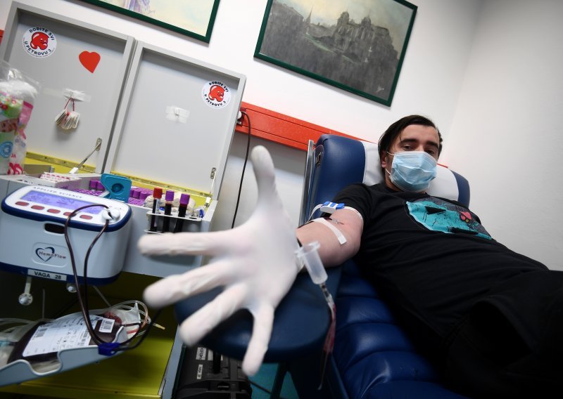 Hrvatska koronu počinje liječiti krvnom plazmom: Kreće prikupljanje krvi dobrovoljaca koji su se izliječili