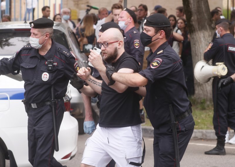 Rusija bivšeg novinara optužila za izdaju, prijeti mu 20 godina zatvora