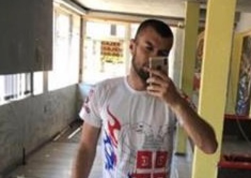 Nesuđeni 'Vatreni' koji je bio na pragu dolaska u Hajduk u središtu skandala; veličao je ratnog zločinca Ratka Mladića pa dobio otkaz u klubu