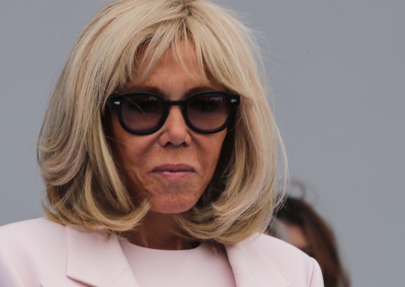 Brigitte Macron: 'Sve radim sa srcem i ne kažem da uvijek odradim sve dobro, no srčanost mi ne mogu zamjeriti'