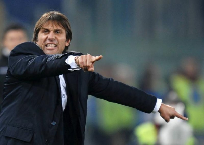 Antonio Conte godinu dana bez klupe Juventusa?