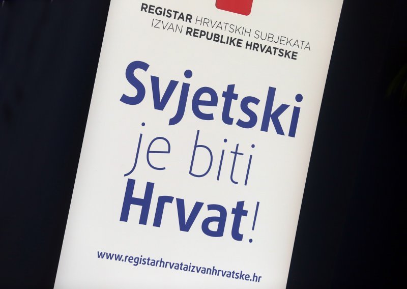 Ured za Hrvate: Dodijeljeno pet milijuna kuna za programe hrvatske manjine