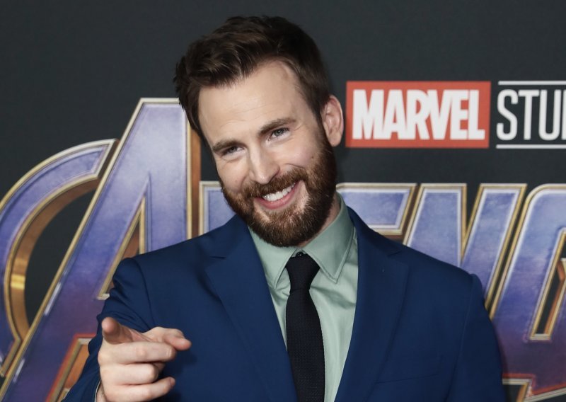 Šestogodišnjak spasio sestru od pobješnjelog psa, ali je sam nastradao; njegova hrabrost oduševila je najpoznatije akcijske junake Hollywooda