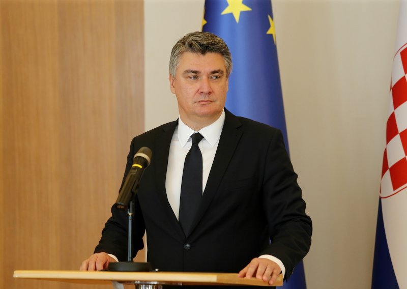 Vlada reagirala na Milanovićev komentar da je Stožer 'paraustavan'