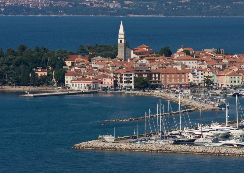 Slovenci zadovoljni: Besplatni turistički bonovi za noćenje u domaćem smještaju spašavaju turizam