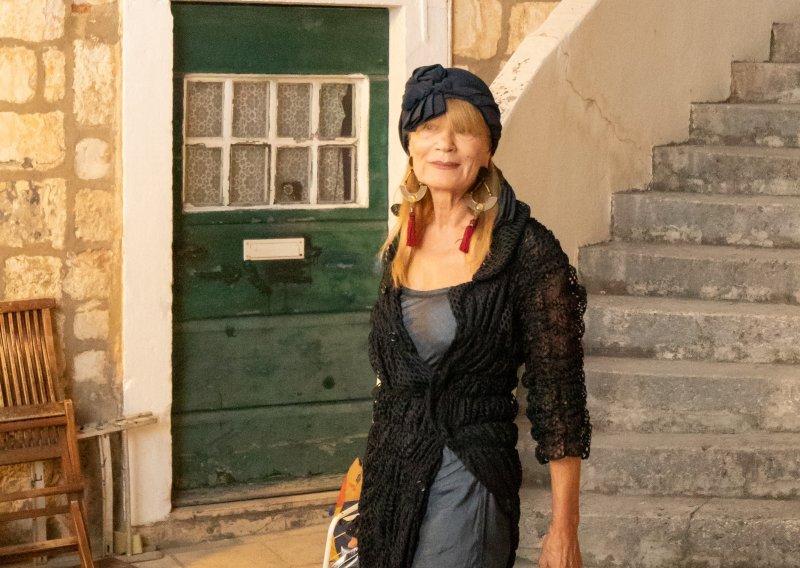 Đurđa Tedeschi u slip haljini i skupocjenim cipelama ukrala svu pažnju u Dubrovniku