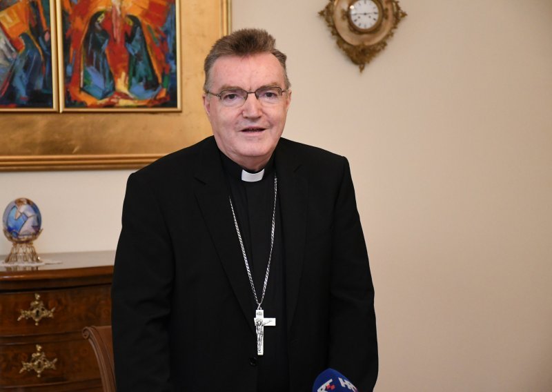 Kardinal Bozanić smijenio čitav niz crkvenih dužnosnika, među njima i glavni urednik Glasa Koncila