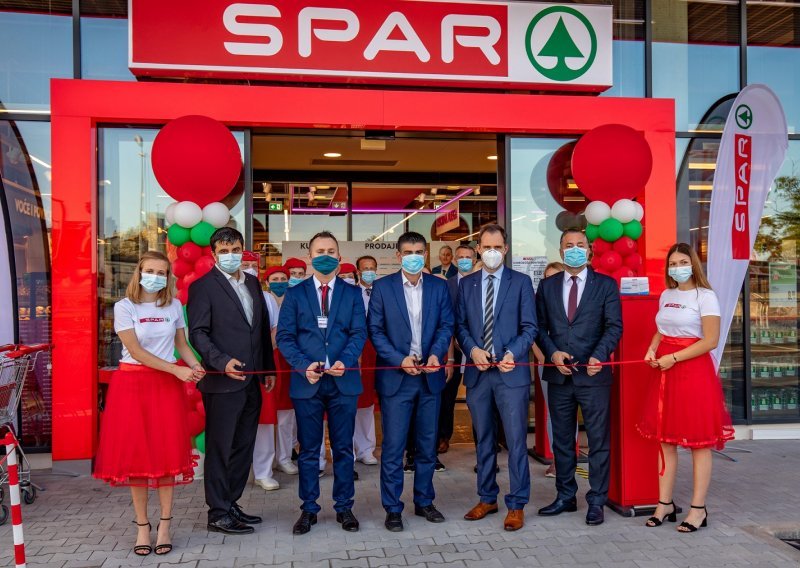 SPAR Hrvatska otvorio supermarket u Bujama, zaposlena 22 nova djelatnika