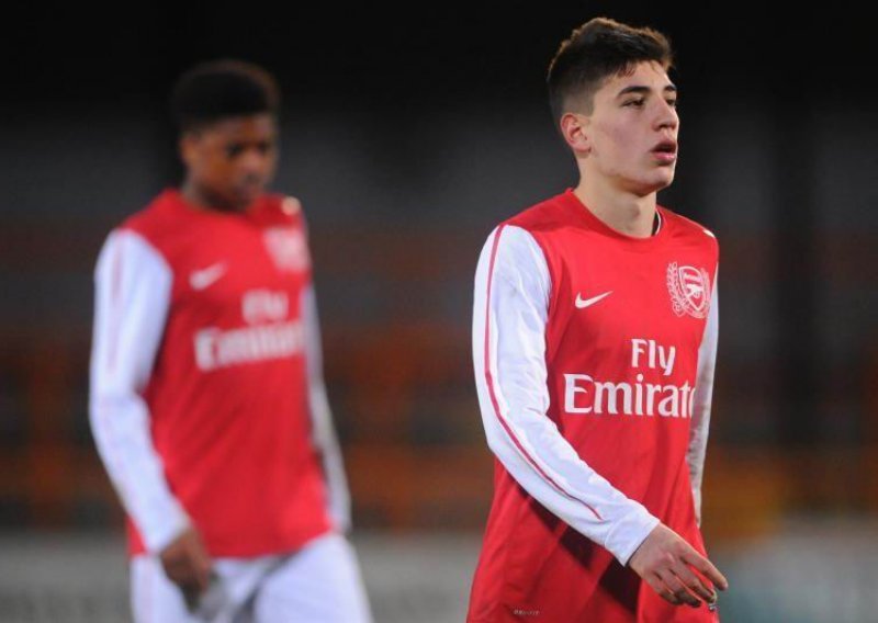 Barca se osvetila Arsenalu i otela mu 14-godišnjaka