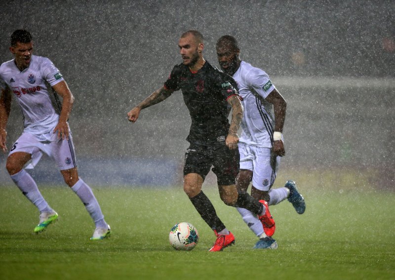 [VIDEO] Gorica i Slaven Belupo igrali više vaterpolo od nogometa; kiša zaustavila bilo kakvu ljepotu igre u zadnjem kolu HT Prve lige
