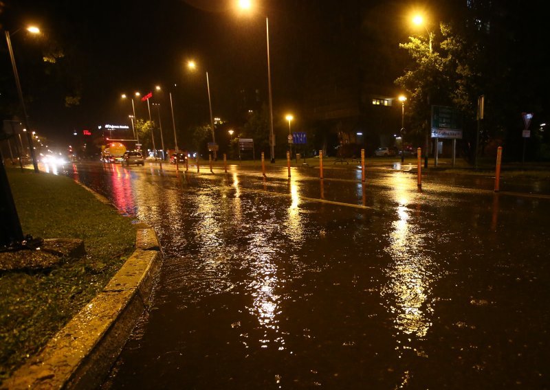 Oblačna i nestabilna subota, kiša s grmljavinom u prvom dijelu dana