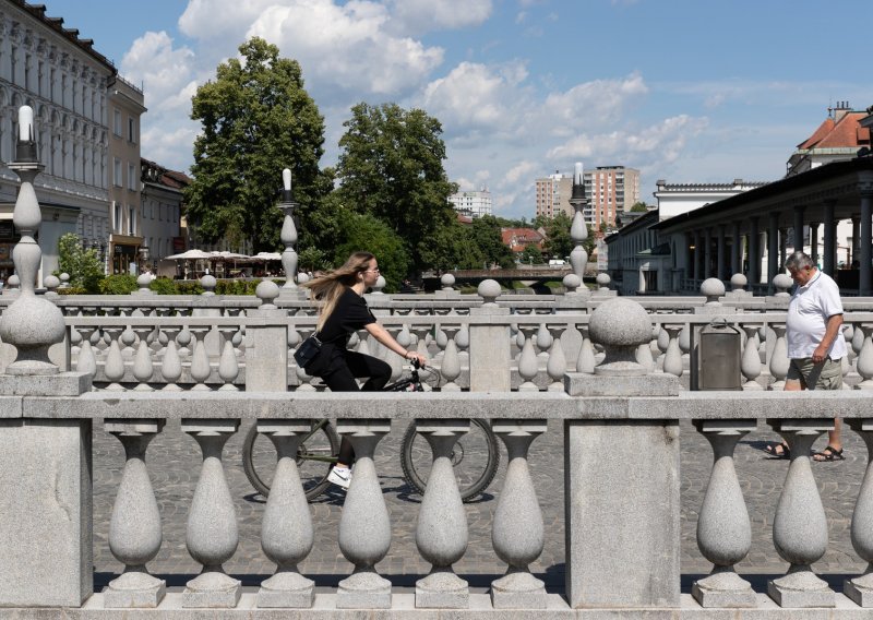 Sedamnaest novooboljelih u Sloveniji, od toga 7 došlo iz Hrvatske, no ipak nećemo na crveni popis