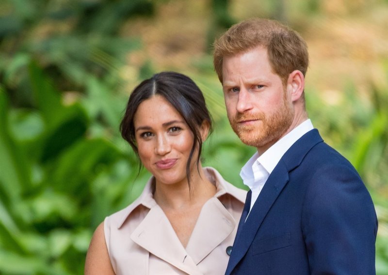 Nova knjiga razbjesnila Meghan Markle i princa Harrya: Biografija otkriva sve o frustracijama kraljevskog para tijekom života na dvoru