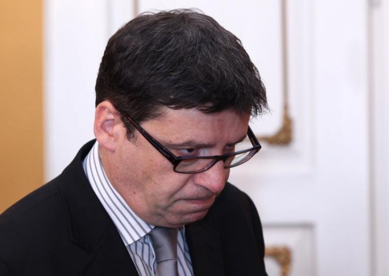 Jovanović odgovara na tvrdnje da uspostavlja 'partijski nadzor'