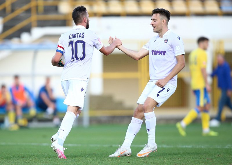 [VIDEO] Hajduk za kraj sezone u potpuno beznačajnoj utakmici do vrha napunio mrežu Intera; Komnen Andrić u zadnjoj minuti zabio iz slobodnjaka