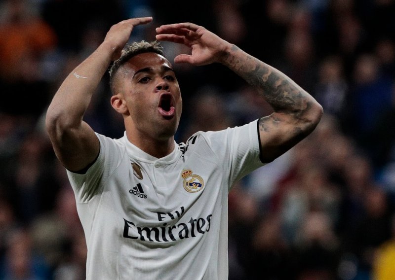 Dramatično stanje u Real Madridu; napadač se vratio s kratkog odmora i pozitivan je na koronavirus