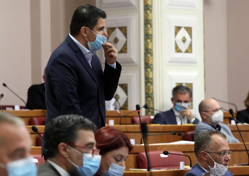 Grmoja o Zakonu o obnovi: Ne želimo plaćati korupciju i klijentelizam u Zagrebu