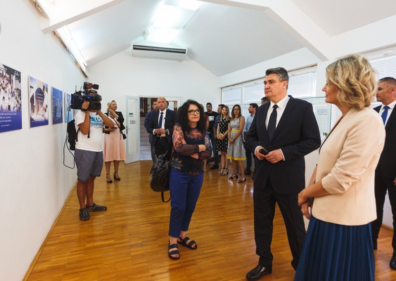 Predsjednik Milanović posjetio izložbu posvećenu Oliveru Dragojeviću