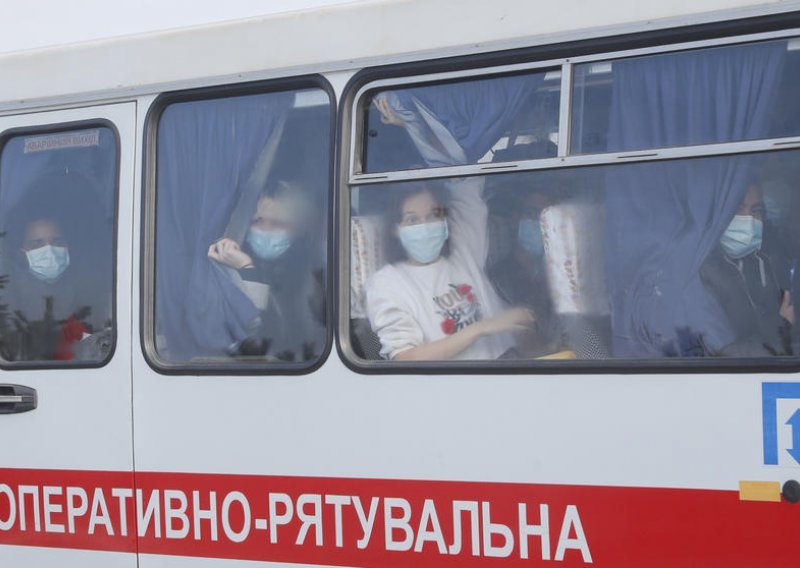 U Ukrajini novi rekordan dnevni broj novozaraženih, imaju 1673 smrtnih slučajeva