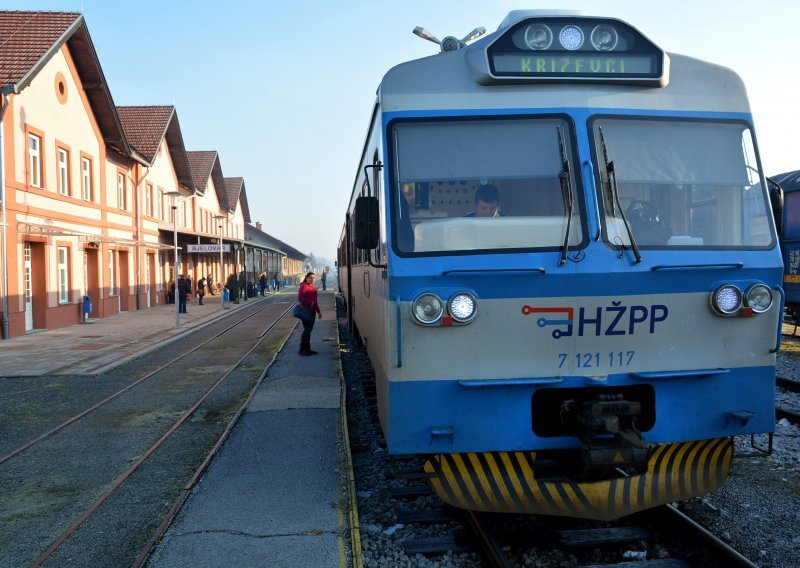 Končaru posao vrijedan milijardu kuna za 21 vlak HŽ-u