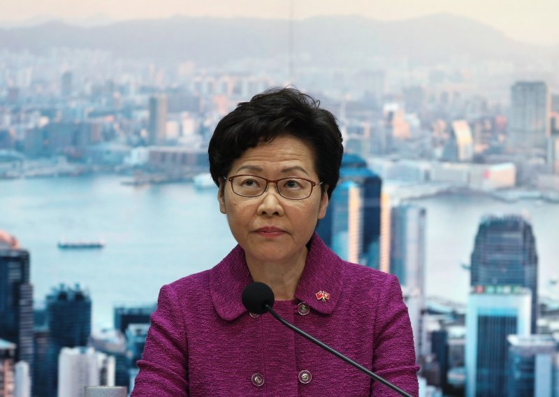 Washington uvodi sankcije čelnicima Hong Konga među kojima je i Carrie Lam