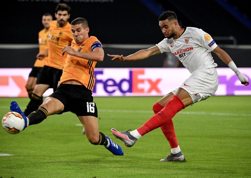 Sevilla ide po svoj šesti naslov u Europskoj ligi, 'wolvesi' imaju za čime žaliti jer promašili su penal na početku dvoboja