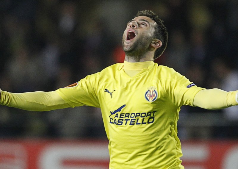 Villarreal pobijedio zbog budnog suca