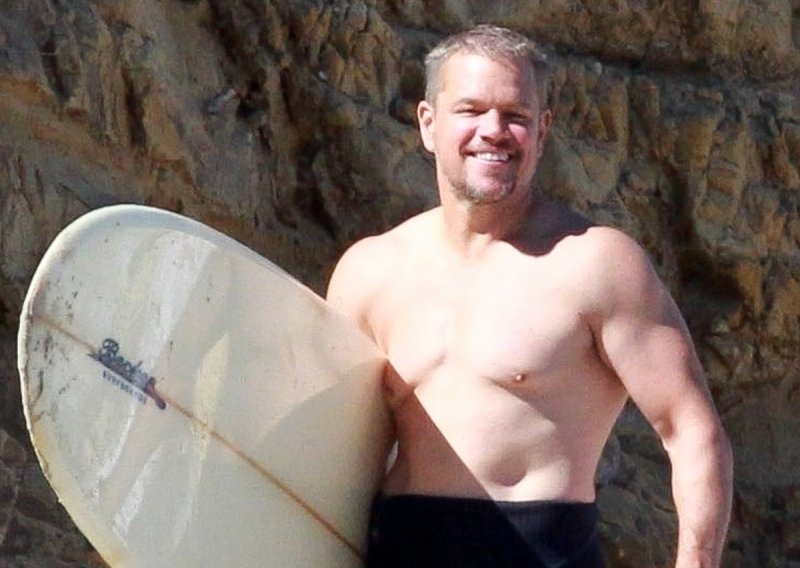 Odmor mu godi: Dobro raspoloženi Matt Damon na radost brojnih obožavateljica pokazao goli torzo
