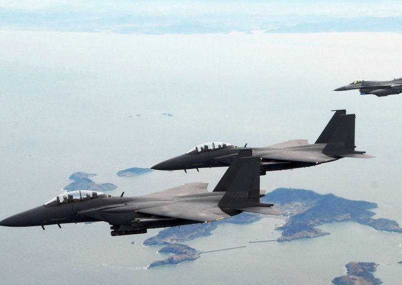 Nakon pucnjave Seul podigao zrakoplove F-15!