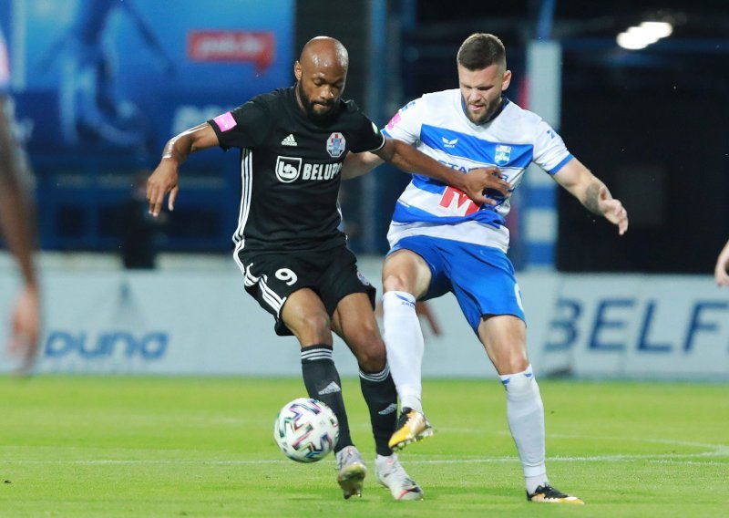 [FOTO/VIDEO] Osijek i Slaven Belupo podijelili bodove nakon što je domaćin ostao bez kapetana koji je vrlo brzo dobio crveni karton