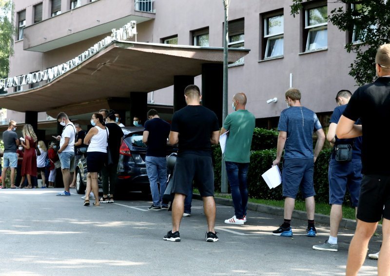 U Zagrebu 45 novooboljelih, sustav je pod velikim opterećenjem: Pred Štamparom gužve, testiranja sele i u domove zdravlja