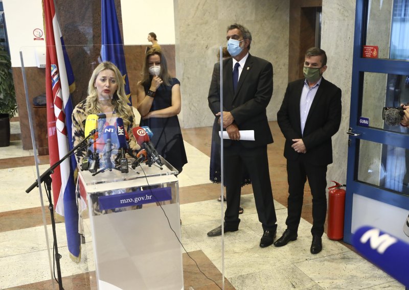 Proboj koronavirusa u škole rješavat će se ad hoc, djeca u razrednoj nastavi neće nositi maske; školski sat u Zagrebu skraćuje se na 40 minuta
