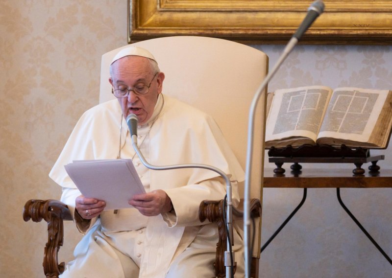 Papa osudio 'idolatriju' novca na audijenciji sa stručnjacima Moneyvala