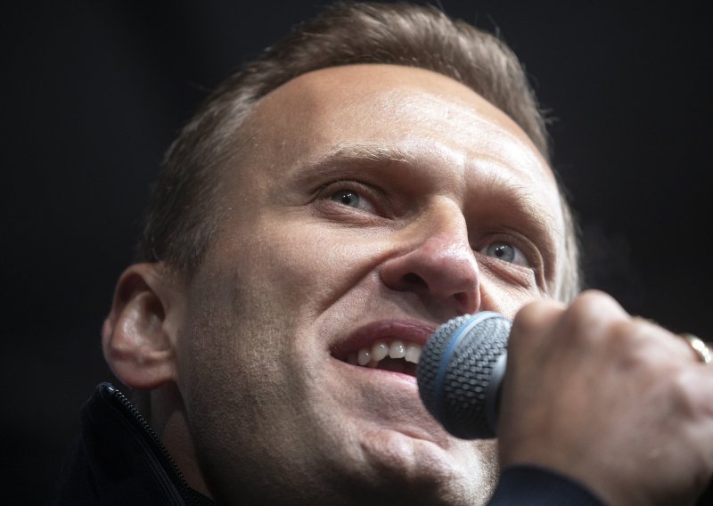 Navaljni opisao trenutak kad je osjetio da novičok počinje djelovati i optužio Putina: On stoji iza zločina protiv mene