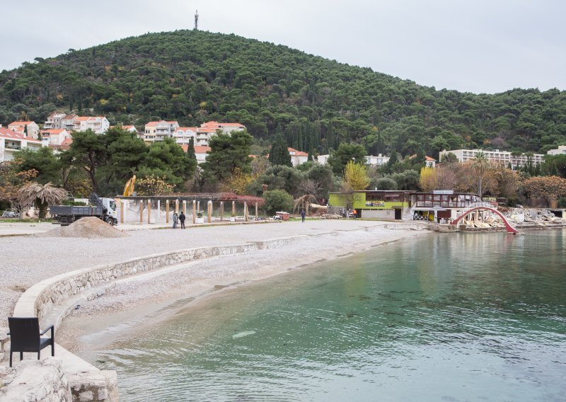 More na dubrovačkim plažama Uvala Sumratin i Hotel Vis 2 više nije onečišćeno