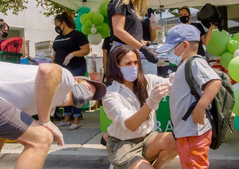 Ova je naizgled potpuno obična fotografija Meghan Markle i princa Harryja raznježila fanove kraljevske obitelji