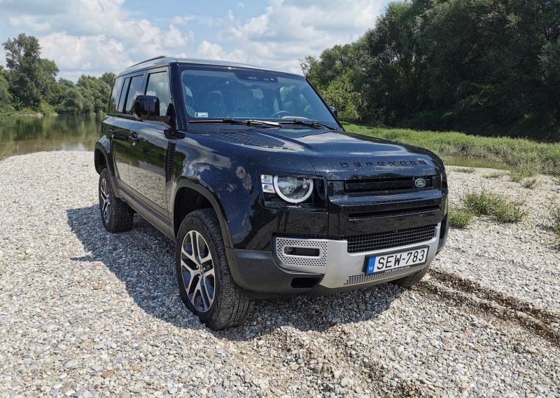 [FOTO/VIDEO] Vozili smo Land Rover Defender 110; terenac impresivnih sposobnosti sa sjajnim dizelskim motorom