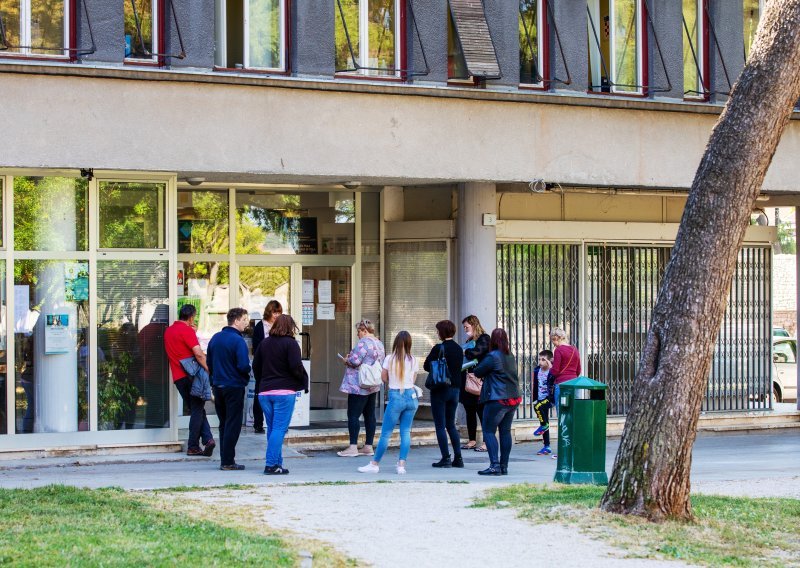 Zaklada 'Hrvatska za djecu' obiteljima pogođenim koronavirusom daje jednokratnu novčanu pomoć, ovo su uvjeti