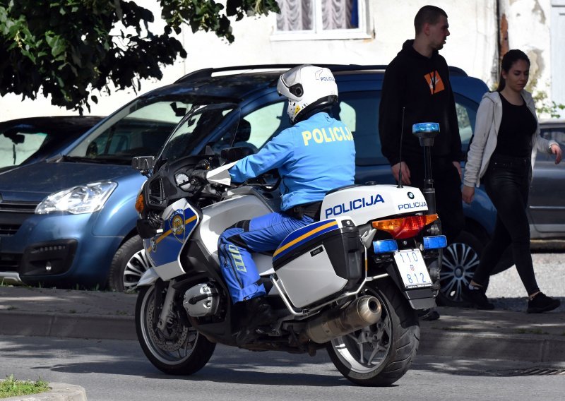 Zagrebačka policija kreće u lov na neodgovorne vozače motora i mopeda, oprezno u prometu
