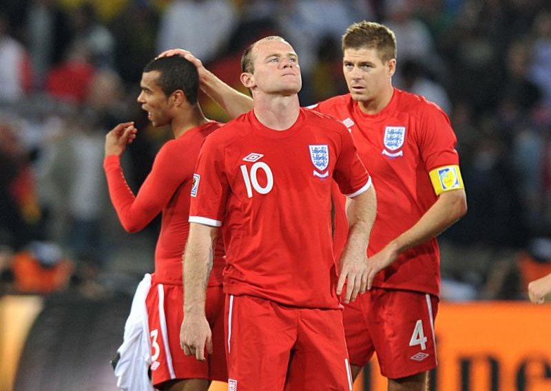 Uefa (ipak) smanjila kaznu Rooneyju